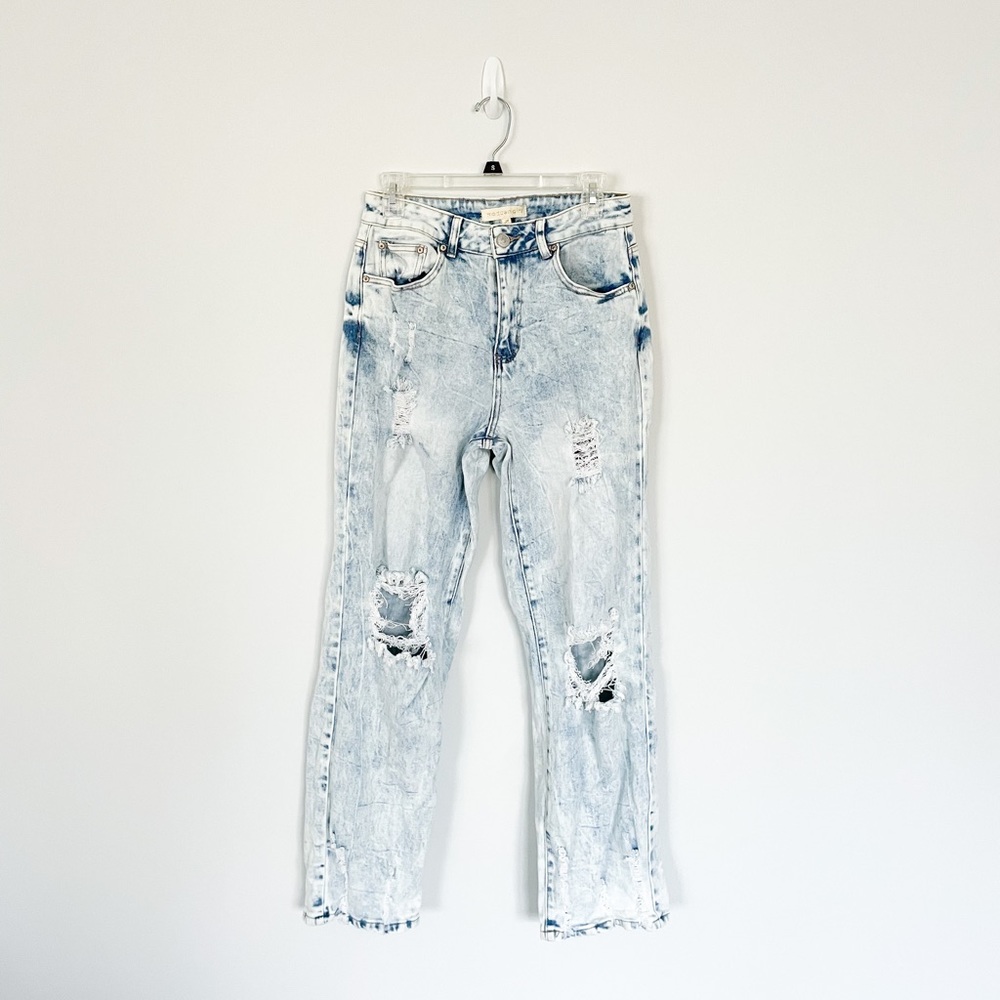 Madden Girl Light Wash Distressed Jeans